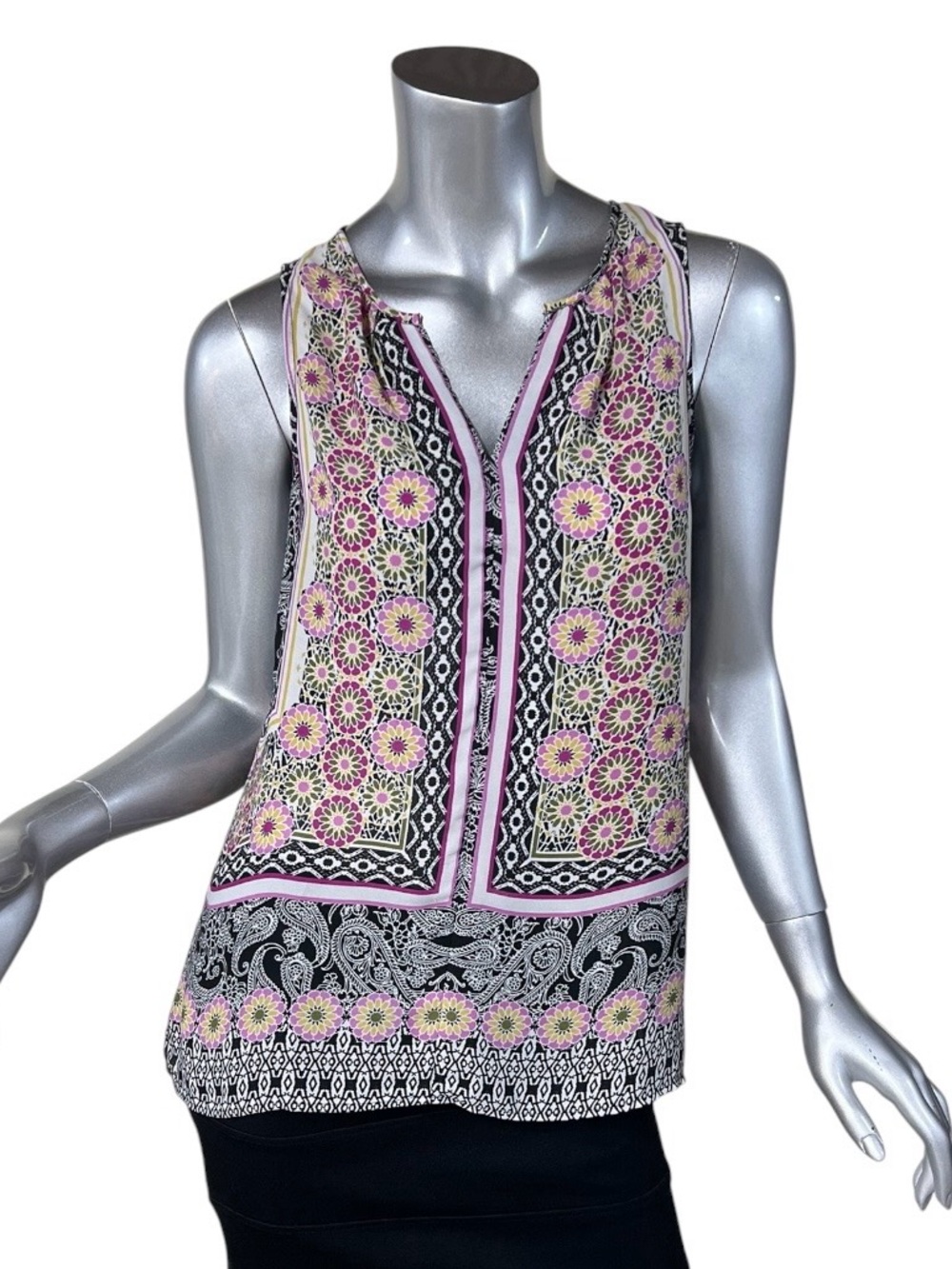 Rose & Olive Floral Paisley V Neck Blouse Sleeveless Top Women's Size Small